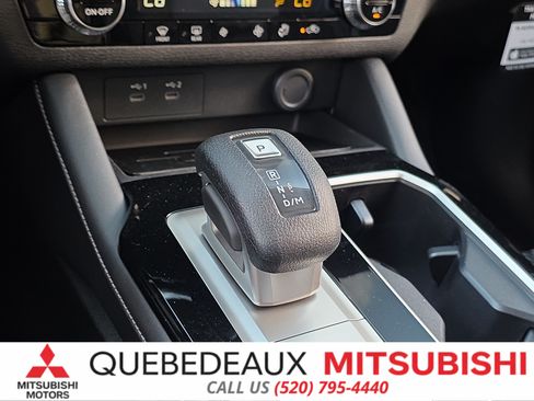 New 2026 Mitsubishi Outlander ES FWD image 22