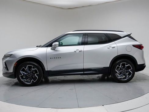 Used 2022 Chevrolet Blazer RS w/ Enhanced Convenience Package image 2