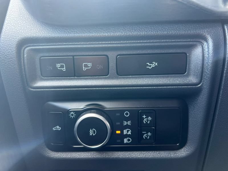 Used 2023 Ford F150 Lariat AWD/4WD image 35