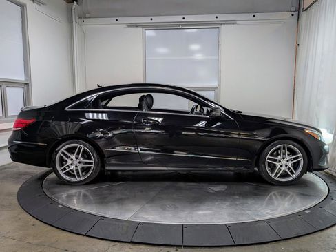 Used 2016 Mercedes-Benz E 400 Coupe w/ Premium 2 Package image 10