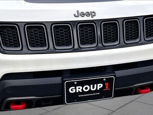 Used 2020 Jeep Compass Trailhawk w/ Leather Interior Group AWD/4WD image 30