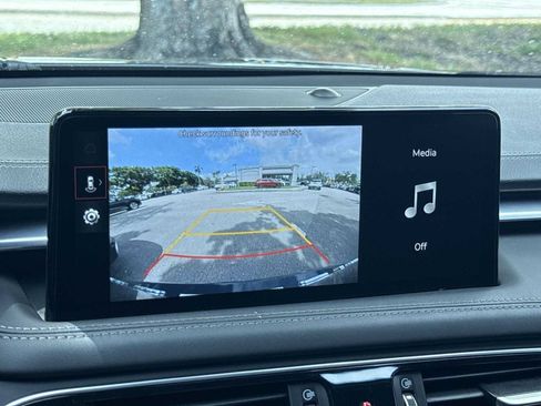 Used 2023 Genesis G70 2.0T RWD image 19
