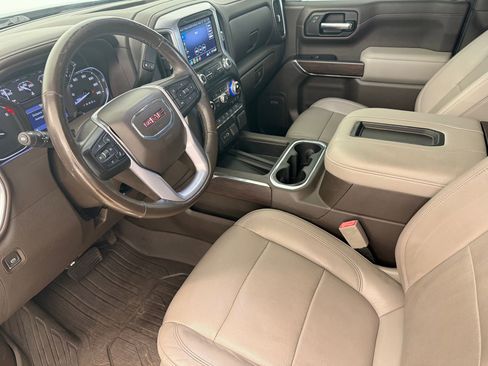 Used 2019 GMC Sierra 1500 SLT w/ SLT Premium Plus Package image 4