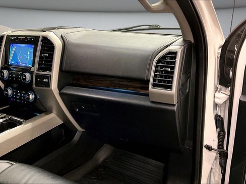 Used 2020 Ford F150 Lariat w/ Equipment Group 502A Luxury AWD/4WD image 27