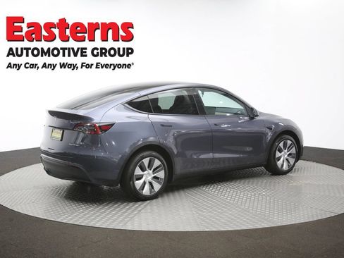 Used 2023 Tesla Model Y Long Range AWD/4WD image 36