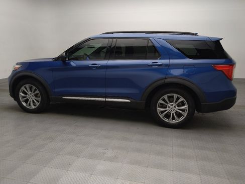 Used 2020 Ford Explorer XLT w/ Equipment Group 202A RWD image 3