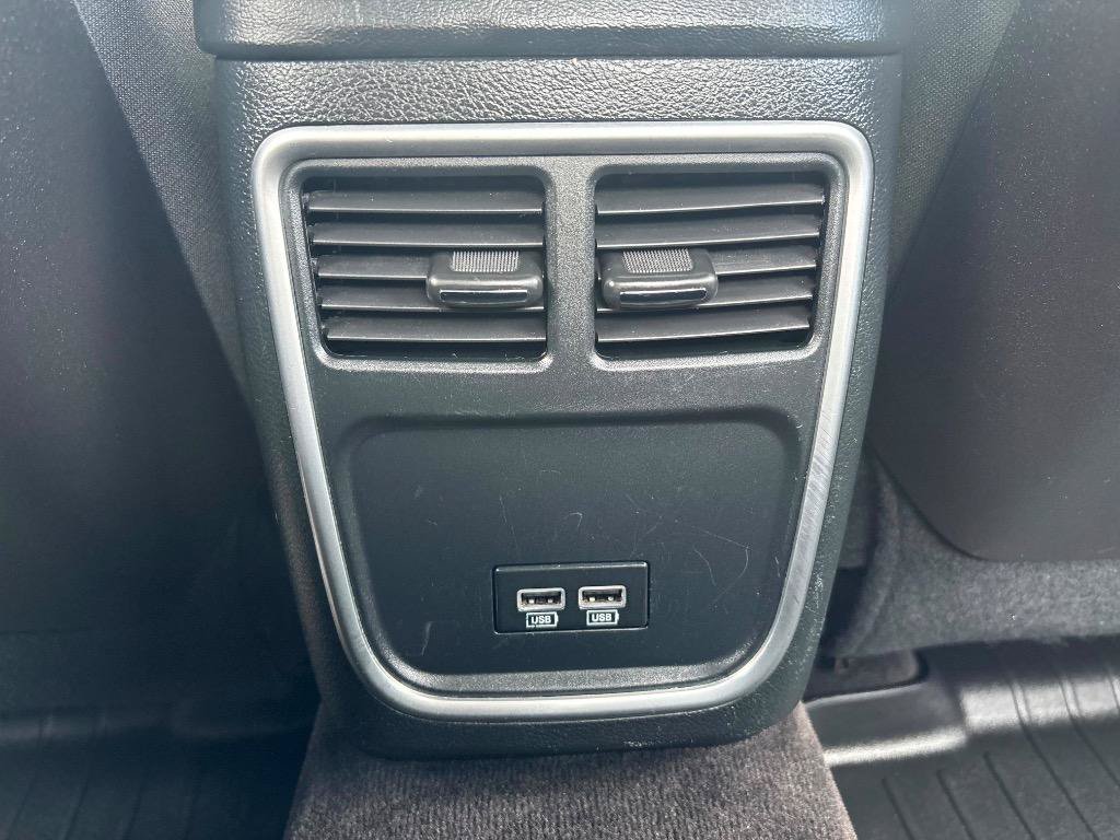 Used 2016 Dodge Charger SXT w/ Navigation & Travel Group RWD image 28