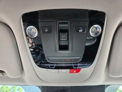 Used 2023 Kia Sorento EX w/ Panoramic Sunroof Package AWD/4WD image 31
