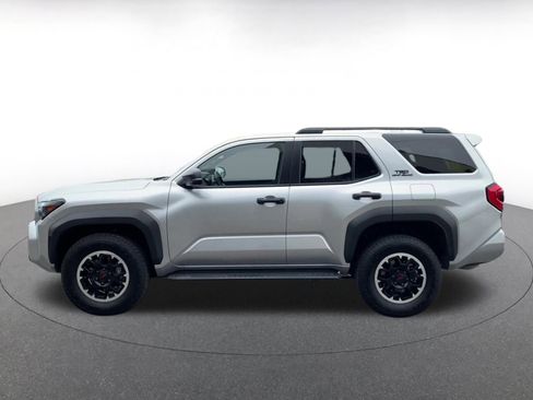 Used 2025 Toyota 4Runner TRD Off-Road image 9