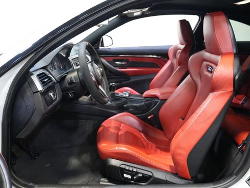 Used 2020 BMW M4 Coupe w/ Competition Package RWD image 29