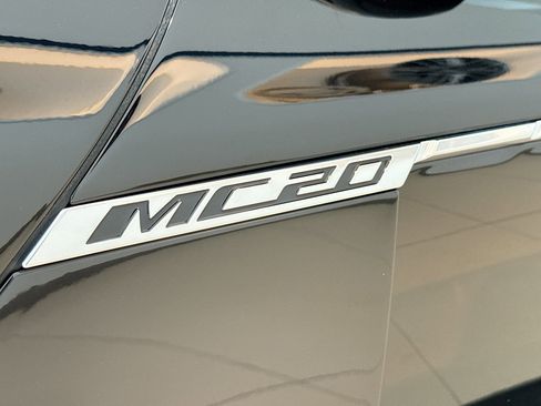 New 2024 Maserati MC20 Cielo image 13