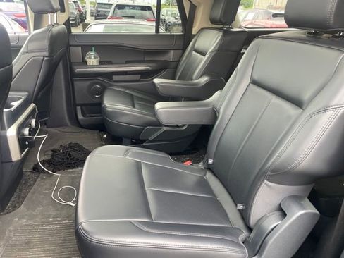 Used 2024 Ford Expedition Max XLT AWD/4WD image 8