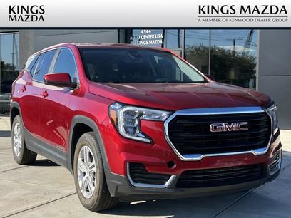 Used 2024 GMC Terrain SLE