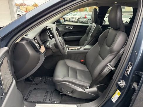 Certified 2023 Volvo XC60 B5 Plus w/ Climate Package image 17