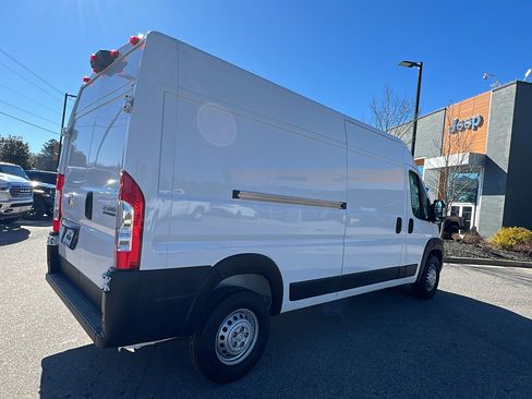 Used 2025 RAM ProMaster 2500 image 8