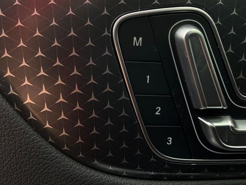 Used 2025 Mercedes-Benz GLA 250 image 23