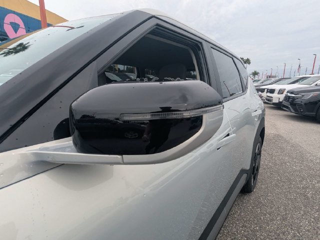 New 2027 Kia Seltos S FWD image 12