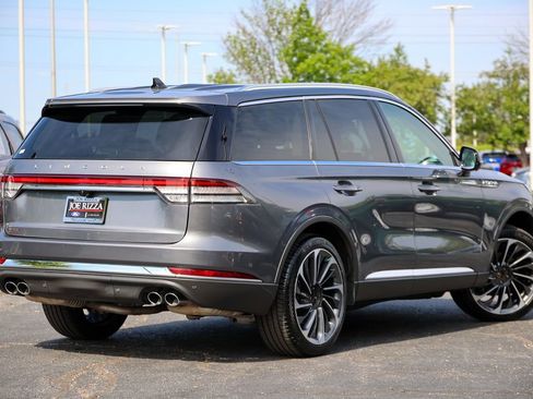 Used 2022 Lincoln Aviator Reserve w/ Equipment Group 201A AWD/4WD image 21