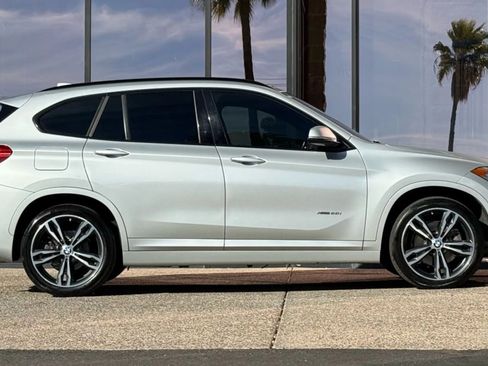 Used 2017 BMW X1 xDrive28i image 16