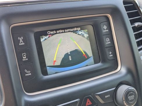 Used 2017 Jeep Grand Cherokee Laredo w/ Quick Order Package 2BE image 13