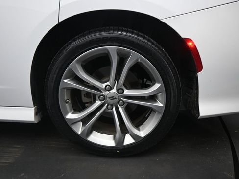 Used 2022 Dodge Charger R/T RWD image 19