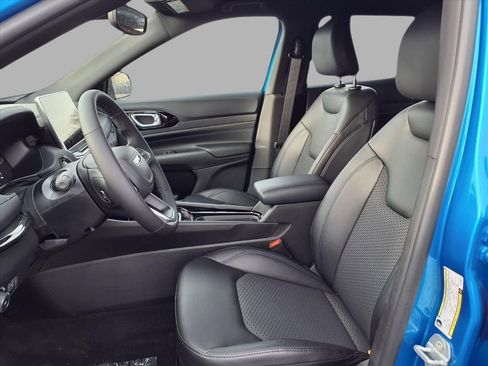 New 2026 Jeep Compass Latitude AWD/4WD image 19