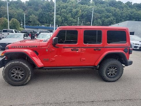 Used 2022 Jeep Wrangler Unlimited Rubicon w/ Trailer Tow Package AWD/4WD image 6