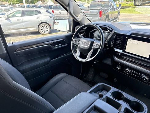 Certified 2022 GMC Sierra 1500 Elevation w/ X31 Off-Road Package AWD/4WD image 13