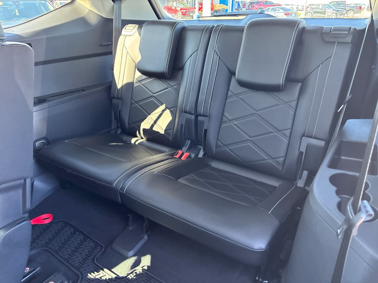 Used 2024 Volkswagen Atlas SE FWD image 18