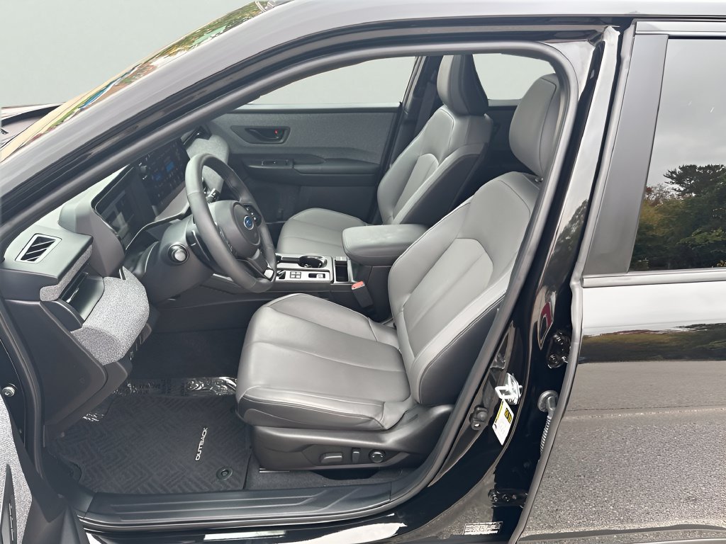 Used 2026 Subaru Outback Limited AWD/4WD image 10