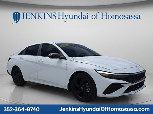 Used 2026 Hyundai Elantra Sport FWD image 2