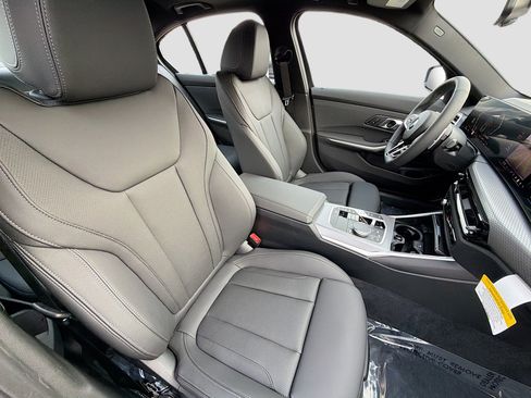 New 2026 BMW 330i Sedan w/ M Sport Package image 15