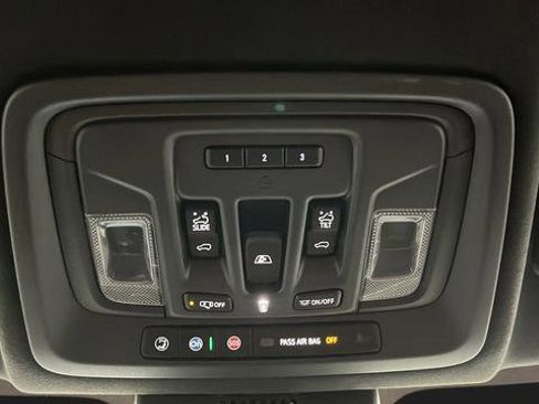 Used 2024 GMC Sierra 1500 Denali Ultimate AWD/4WD image 35