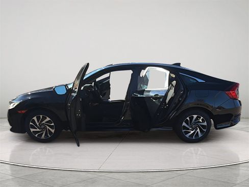 Used 2017 Honda Civic EX image 22