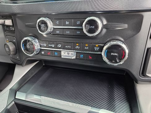 Used 2024 Ford F350 Limited w/ FX4 Off-Road Package AWD/4WD image 5