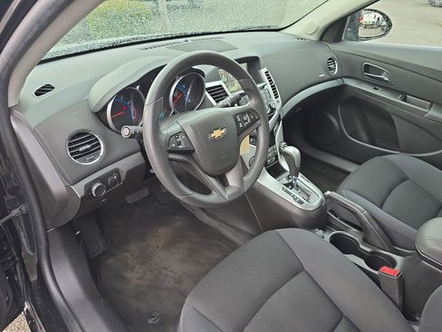 Certified 2015 Chevrolet Cruze LT image 11