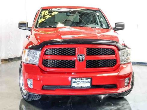 Used 2016 RAM 1500 Express AWD/4WD image 7