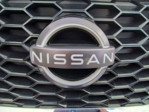 Used 2024 Nissan Murano SV image 29