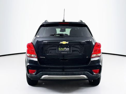 Used 2020 Chevrolet Trax LT w/ Driver Confidence Package image 7
