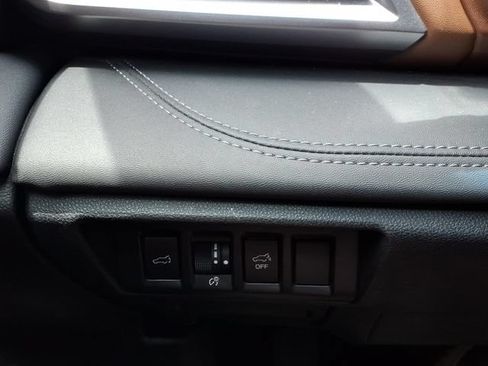 Used 2022 Subaru Outback Touring XT AWD/4WD image 22