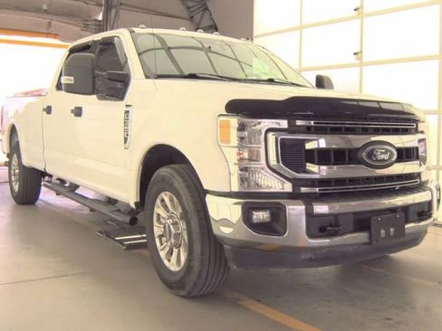 Used 2020 Ford F350 XLT w/ XLT Value Package image 2