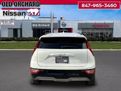 Used 2023 Kia Niro Wind w/ Wind Preserve Package FWD image 7