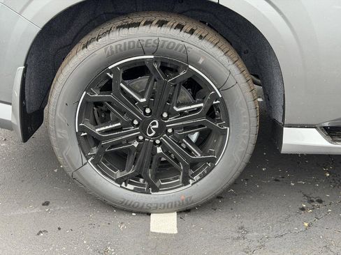 New 2026 INFINITI QX80 4WD w/ Sport Exterior Package image 4