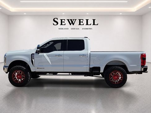 Used 2025 Ford F250 Lariat w/ Chrome Package AWD/4WD image 2