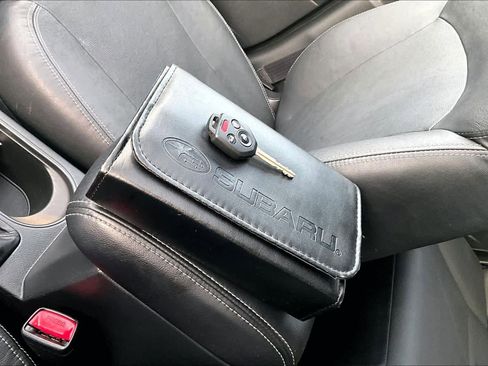 Used 2015 Subaru Forester 2.5i Limited image 14