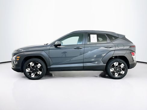 Used 2024 Hyundai Kona SEL AWD/4WD image 4