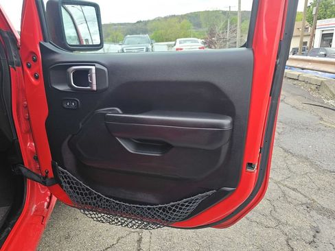 Used 2019 Jeep Wrangler Unlimited Sport S AWD/4WD image 8