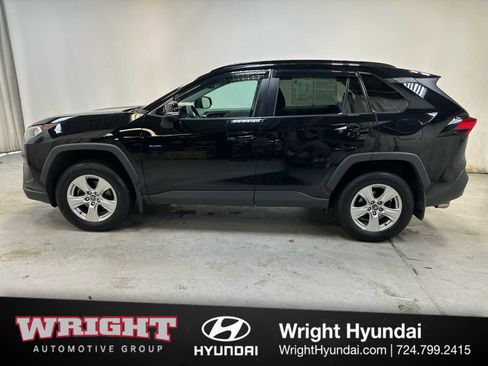 Used 2019 Toyota RAV4 XLE image 7
