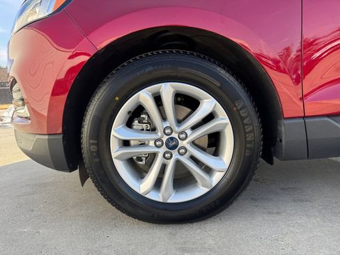 Used 2019 Ford Edge SEL w/ Equipment Group 201A image 31