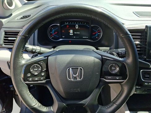 Used 2020 Honda Pilot Touring image 22